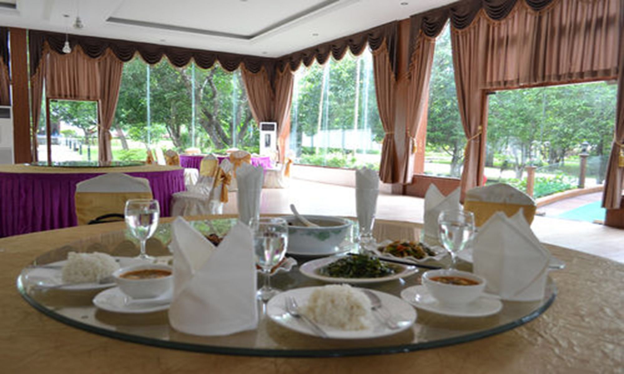 Famous Hotel Bago Exterior foto